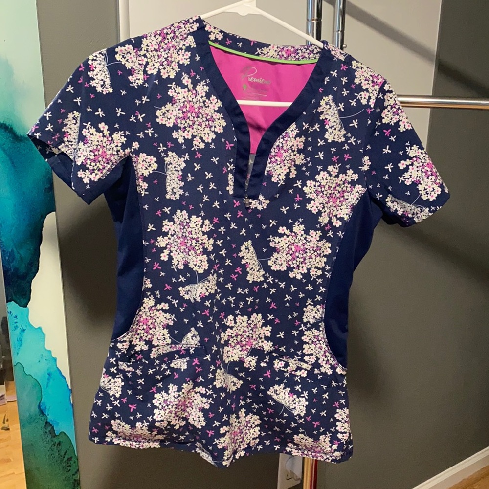 Healing Hands Premier XS Floral Scrub Top
